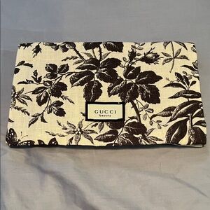 Gucci Black and Cream Floral Clutch